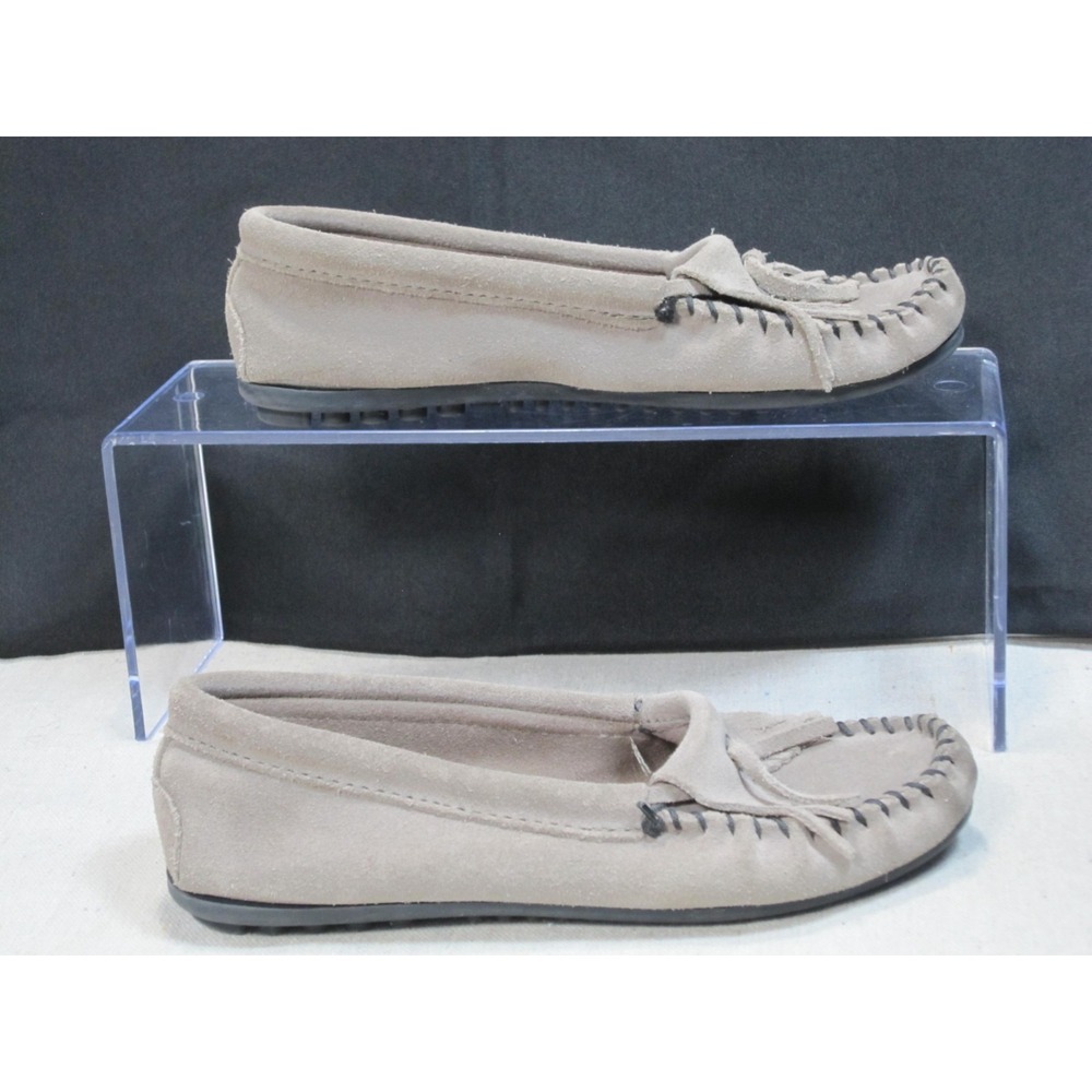 Minnetonka Kilty Suede Moccasin Gray Fringe Driving Moccasin Loafer 401T Women 7
